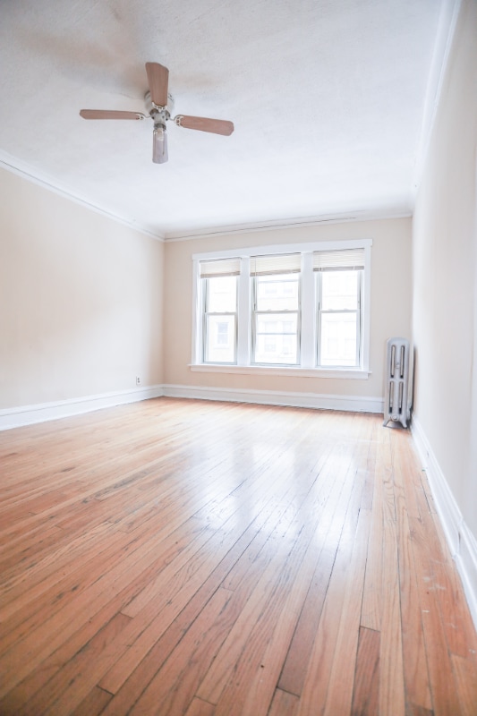 Photo - 4037 W Melrose St Apartment