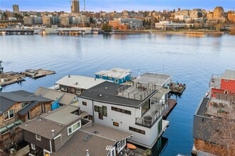 Building Photo - 3146 Portage Bay Pl E
