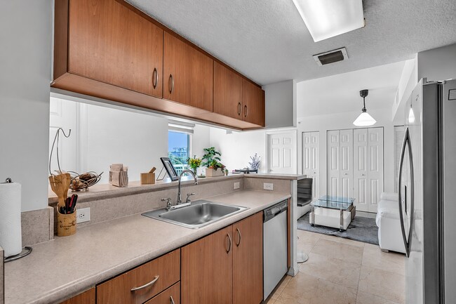 Foto del edificio - 816 NW 11th St