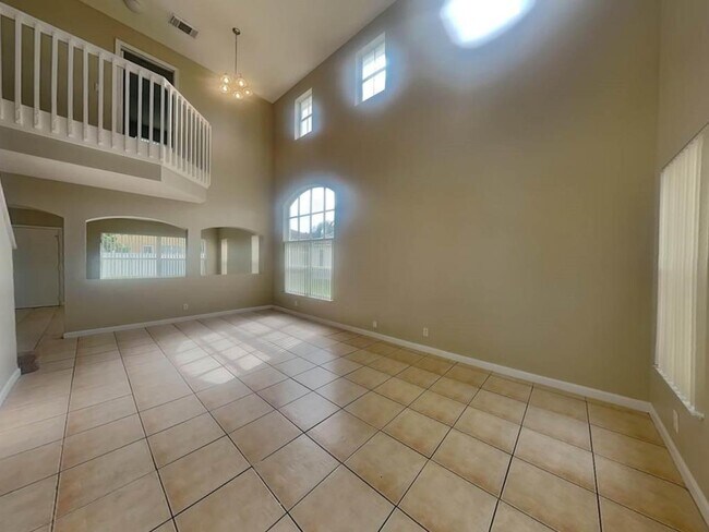 Foto del edificio - 16290 SW 9th St