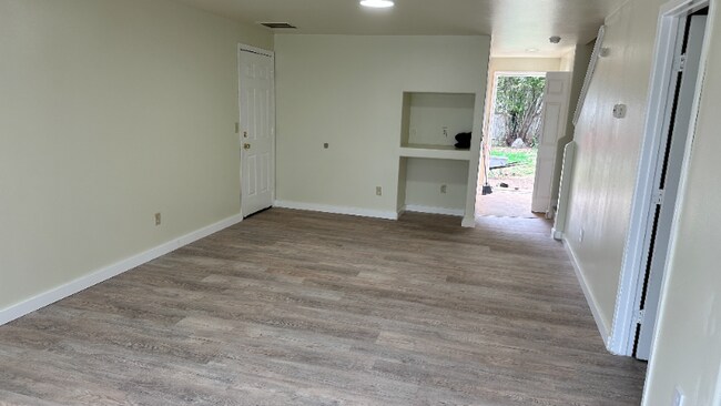 Foto del edificio - 10830 6th Ave W