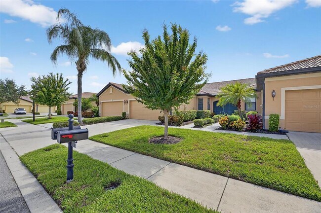 Building Photo - 5845 Sunset Falls Dr