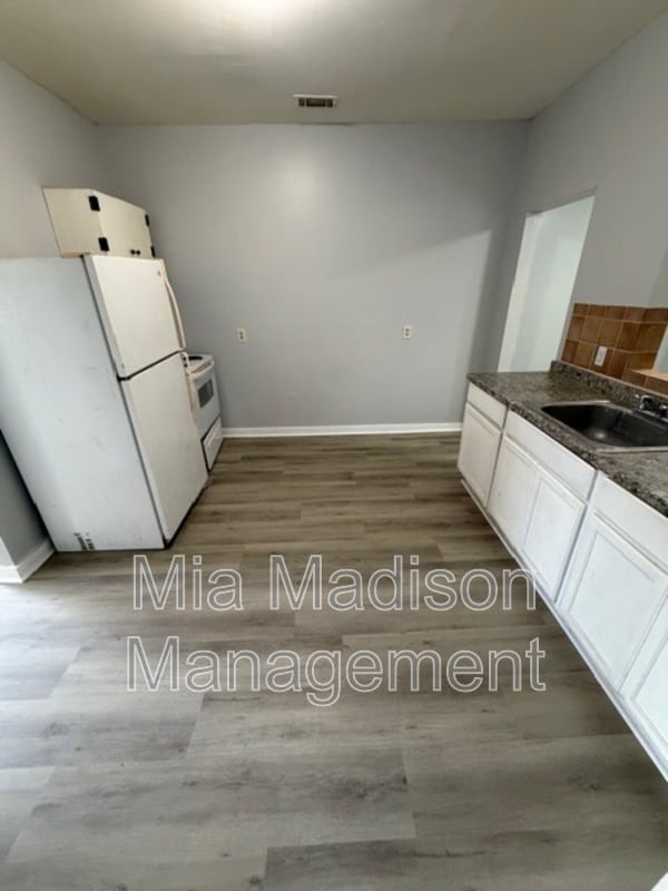 Foto del edificio - 1421 Richards St