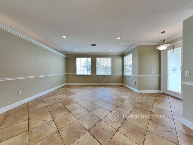 Building Photo - 2991 Shaughnessy Dr