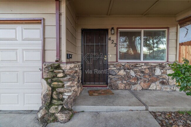 Foto del edificio - 422 Felton Way