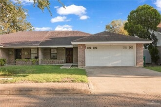 Building Photo - 17 South Dr