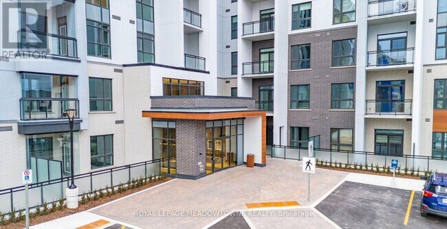 Building Photo - 460 Gordon Krantz Ave
