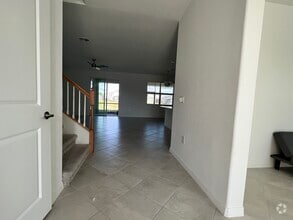 Building Photo - 2585 Kona Wy