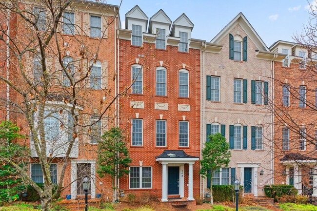 Building Photo - 3 Bed 2.5 Bath - Gaithersburg Townhouse - ...
