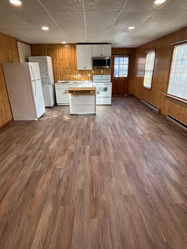 Foto del edificio - 8411 Shannon Rd