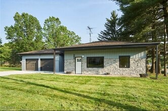 Building Photo - 359 Sieber Ave