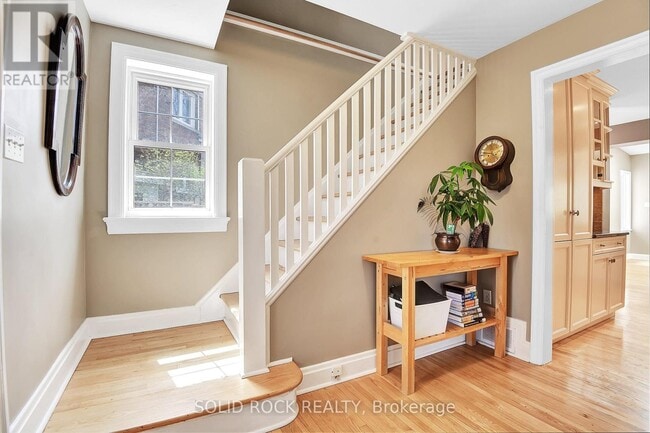 Building Photo - 137 Southern Dr