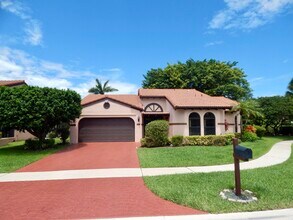 Building Photo - 22864 Marbella Cir