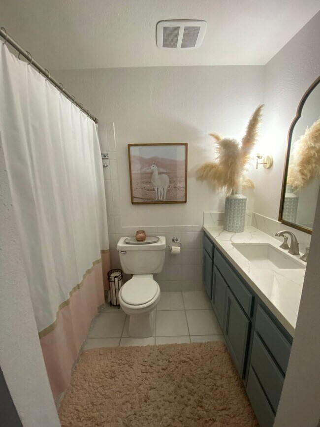 Building Photo - 4 br, 2.5 bath House - 10405 Caminito Mayten