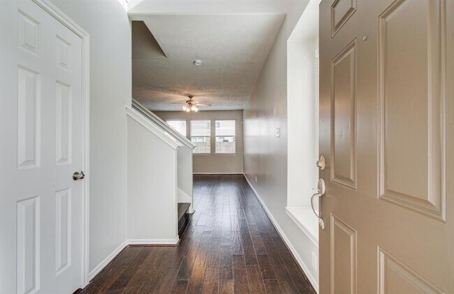Foto del edificio - 25266 Boulder Bend Ln