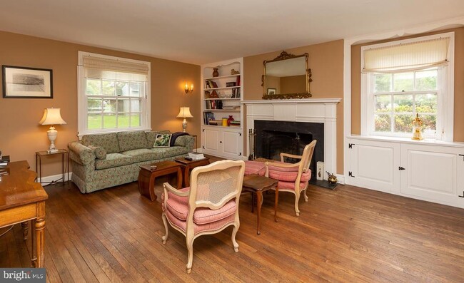Foto del edificio - 515 Manor Rd