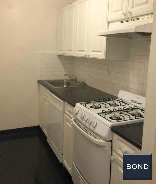 Foto del edificio - 235 E 83rd St