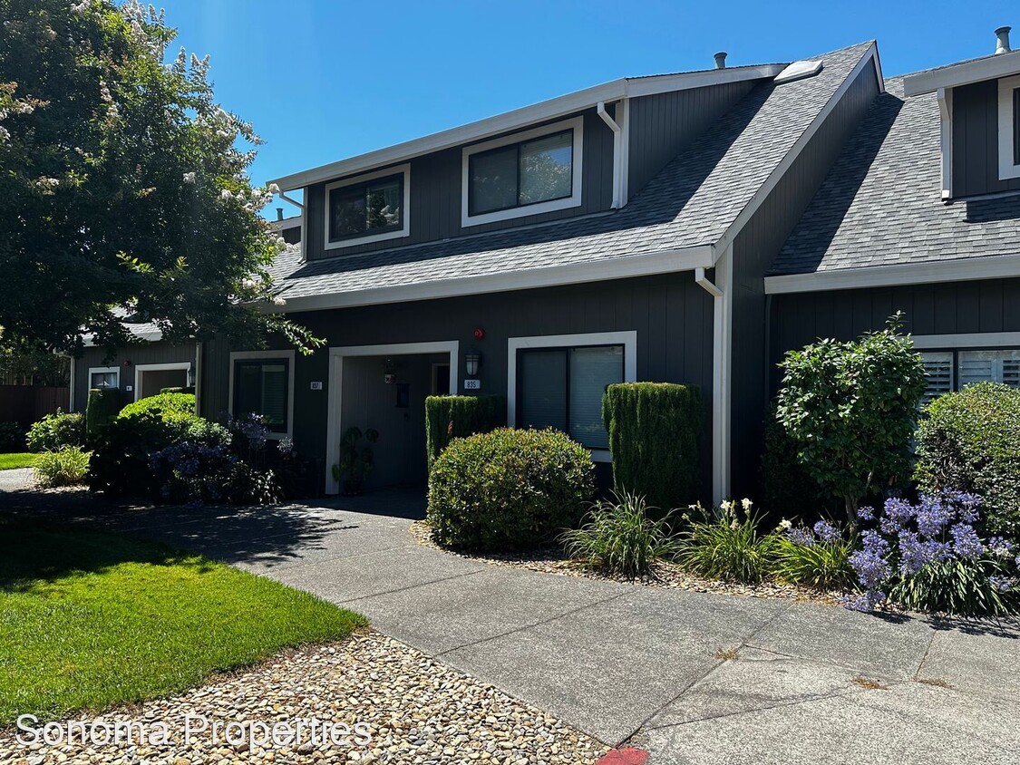 Primary Photo - 3 br, 2 bath House - 835 2nd St West