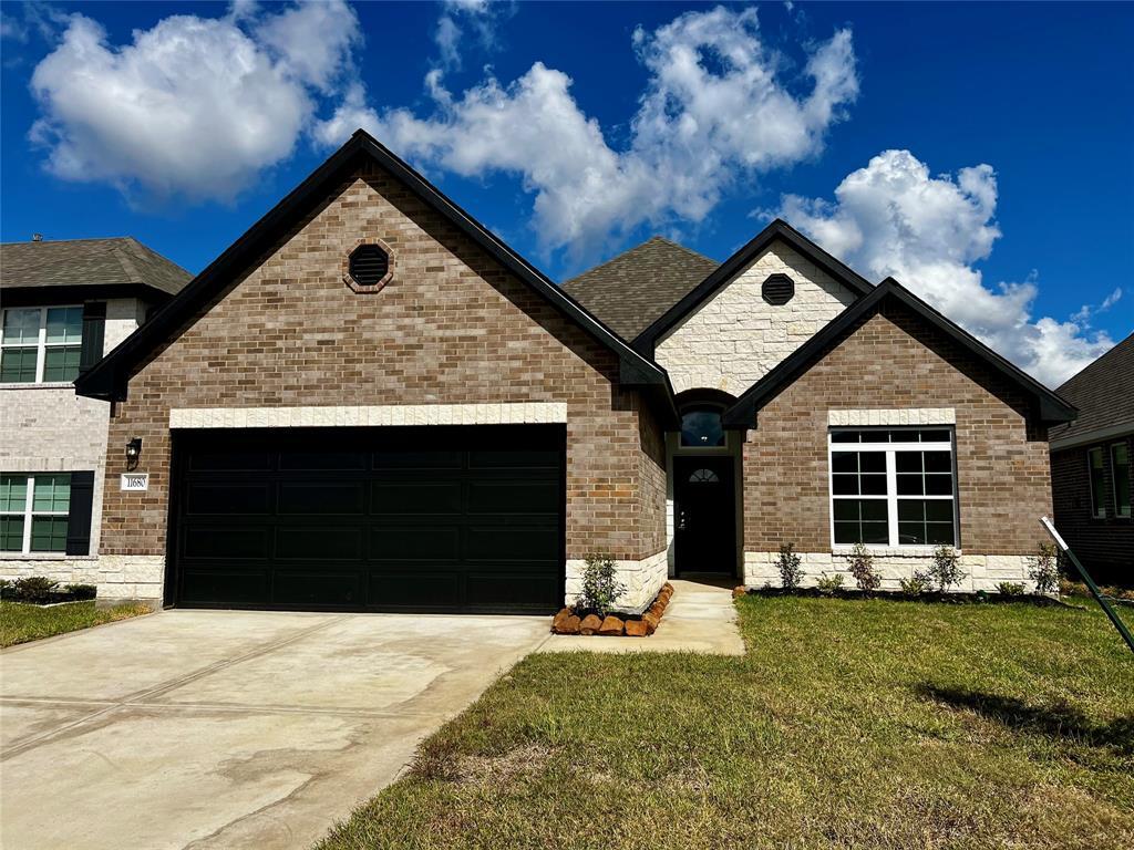 Foto principal - 11680 Whirlaway Dr