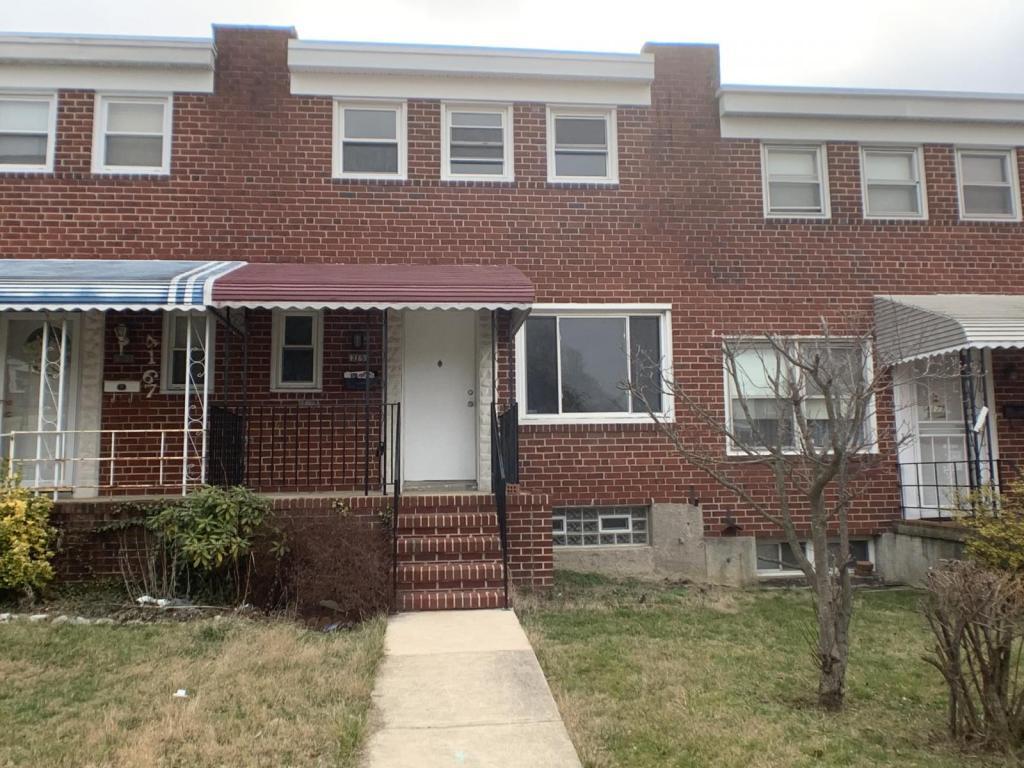 Primary Photo - 4169 Labyrinth Rd