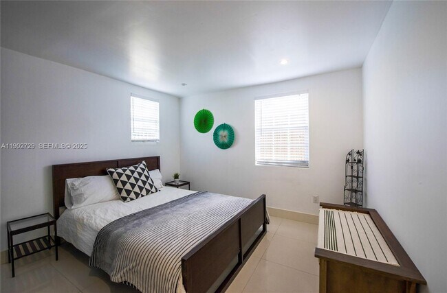 Foto del edificio - 227 NW 34th St