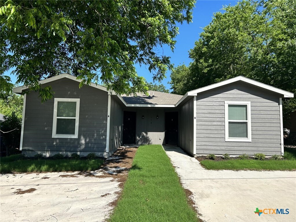Foto principal - 918 S 39th St