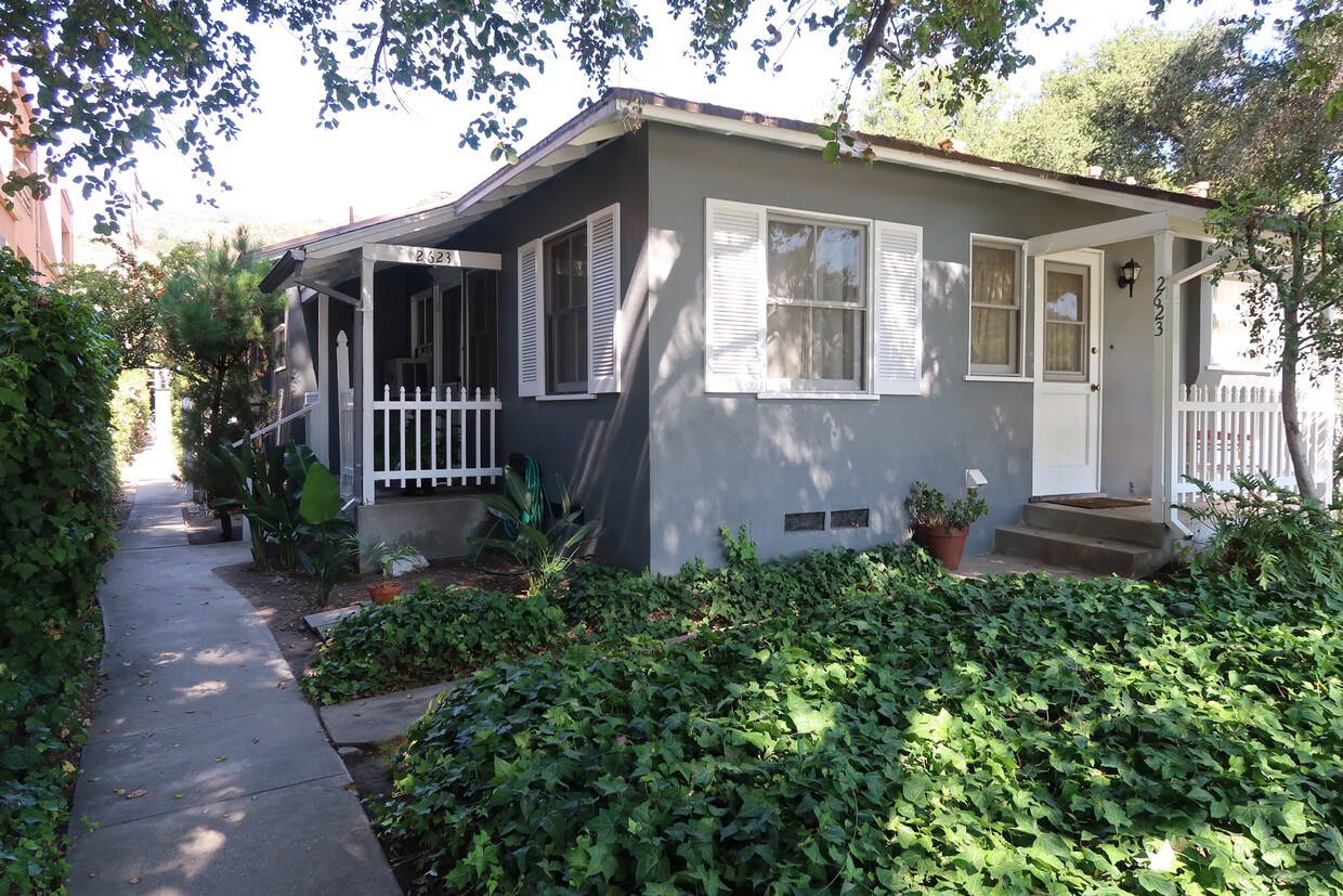 Primary Photo - 2623 Caada Blvd