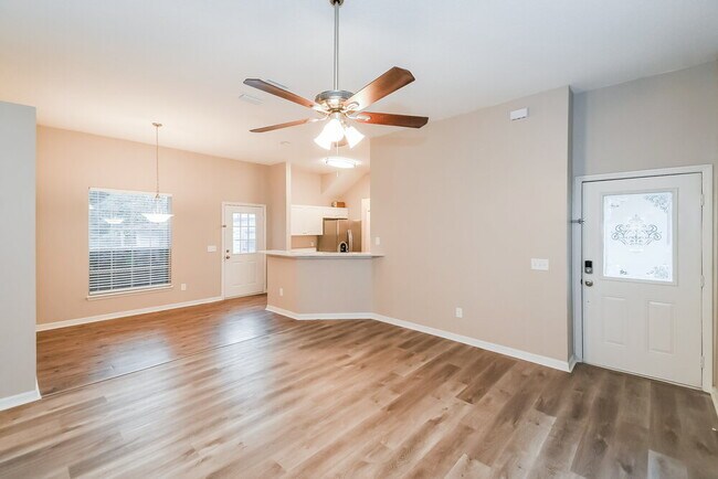 Foto del edificio - 3376 FL-207