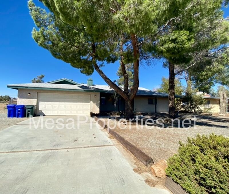 Primary Photo - 21974 Ramona Ave