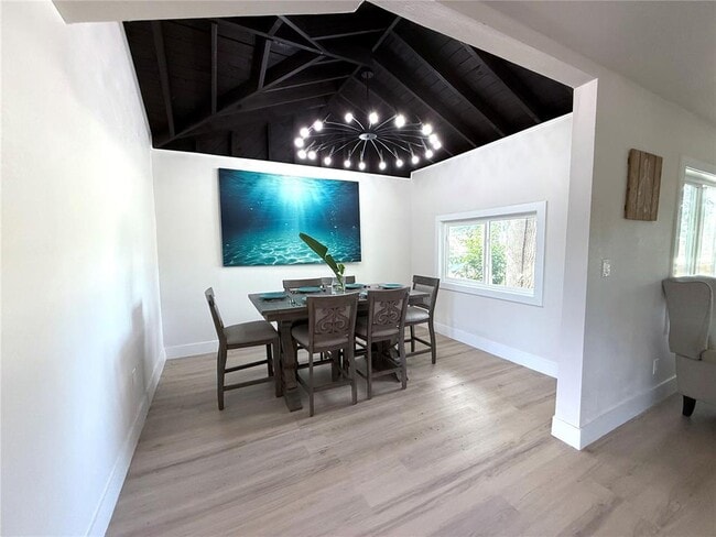 Foto del edificio - 400 38th Ave NE