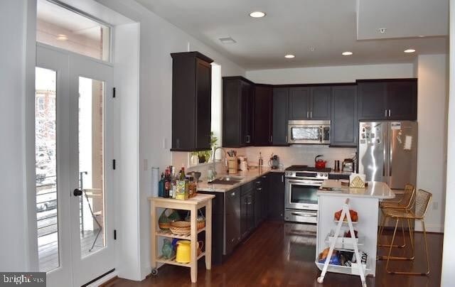 Primary Photo - 1249 Kenyon St NW