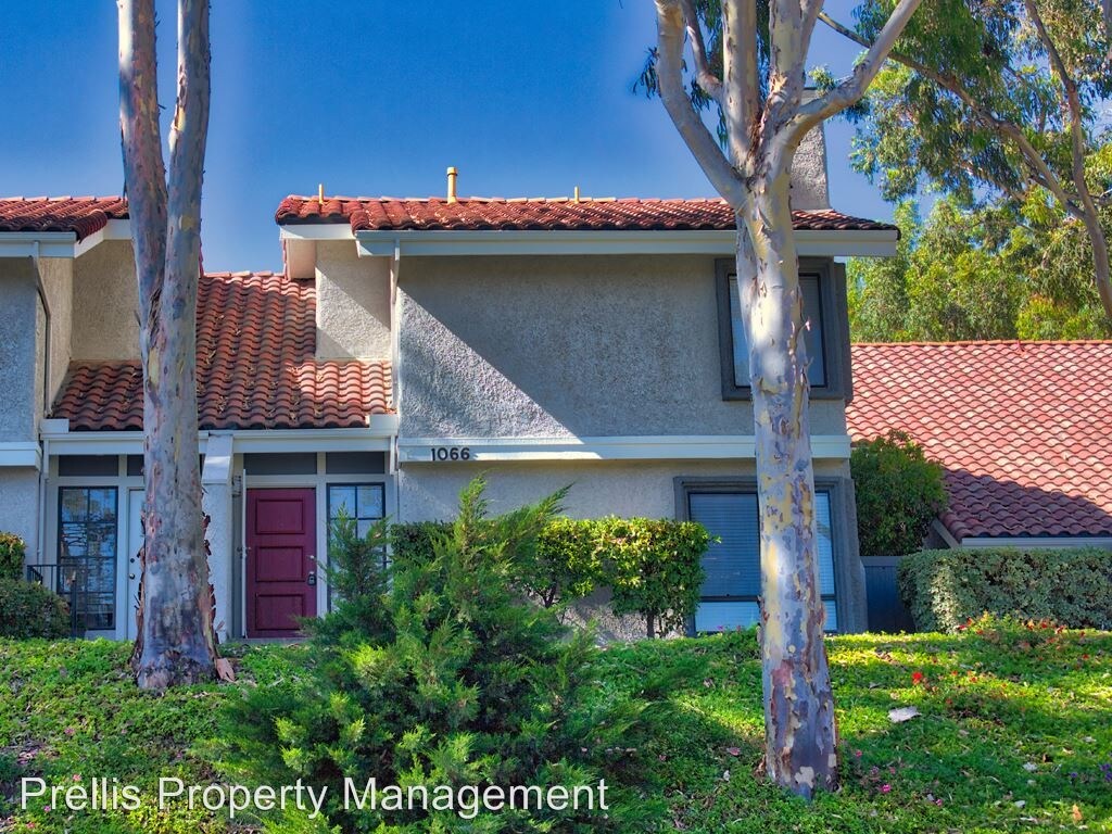 Primary Photo - 3 br, 2.5 bath House - 1066 Thistlegate Rd.
