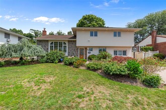 Building Photo - 78 Debora Dr