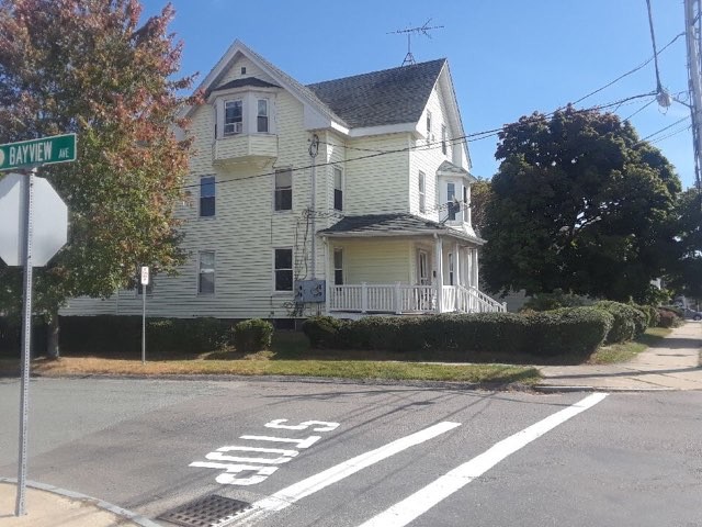 3 family downtown danvers - 72 High St