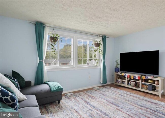 Building Photo - 1654 Devil Ln