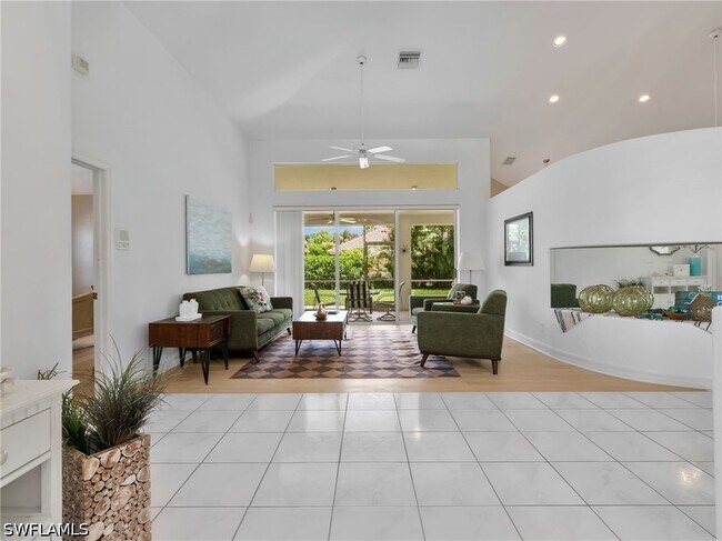 Foto del edificio - 2031 Teagarden Ln
