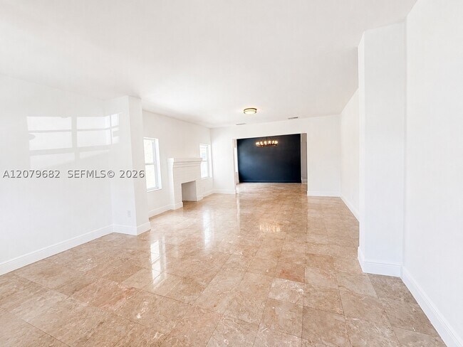 Foto del edificio - 3655 SW 24th St