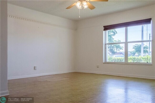 Foto del edificio - 7501 Kimberly Blvd