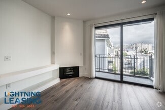 Building Photo - 8813 Burton Way