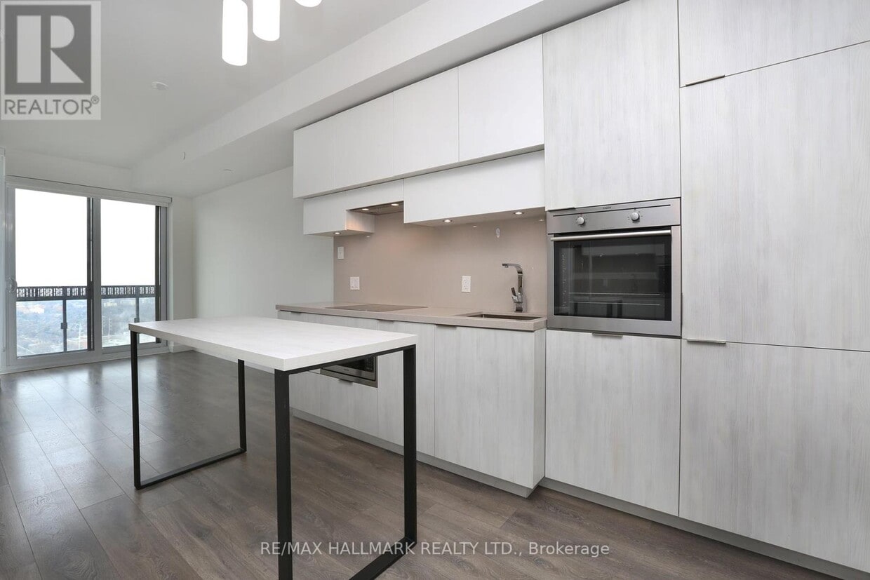 Primary Photo - 4203-4208 EGLINTON Ave