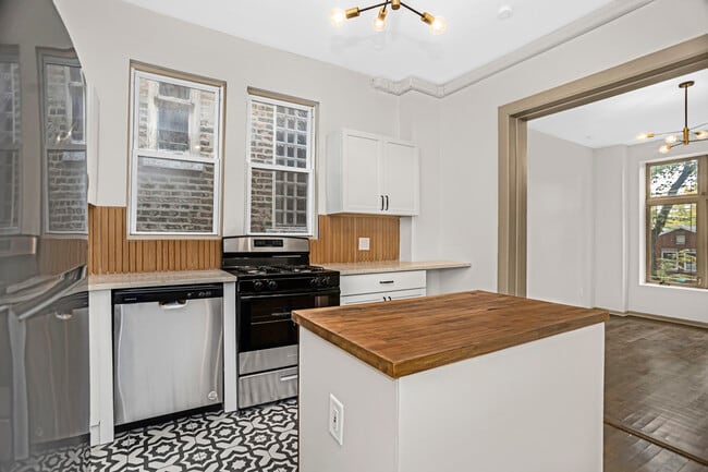 Foto del edificio - 2634 W Cortez St