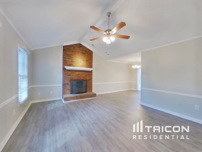 Building Photo - 4100 Steele Oaks Dr
