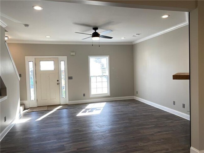 Building Photo - 4034 Hancock Cir