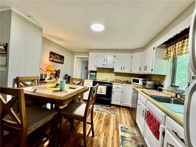 Foto del edificio - 2532 Pawtucket Ave