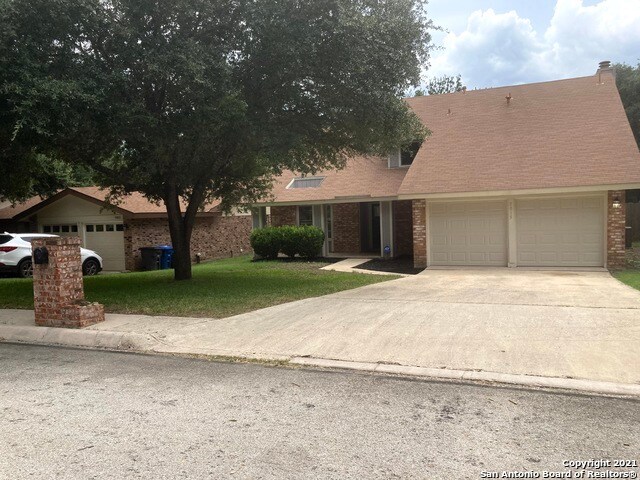 Primary Photo - 5015 Timber Breeze St