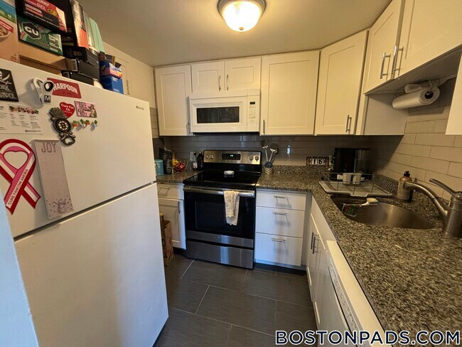 Foto del edificio - 524 Putnam Ave