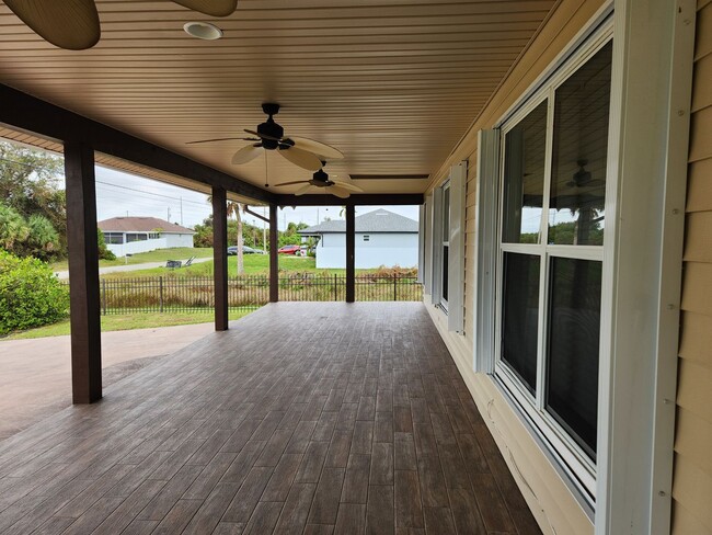 Foto del edificio - 3215 1st St SW