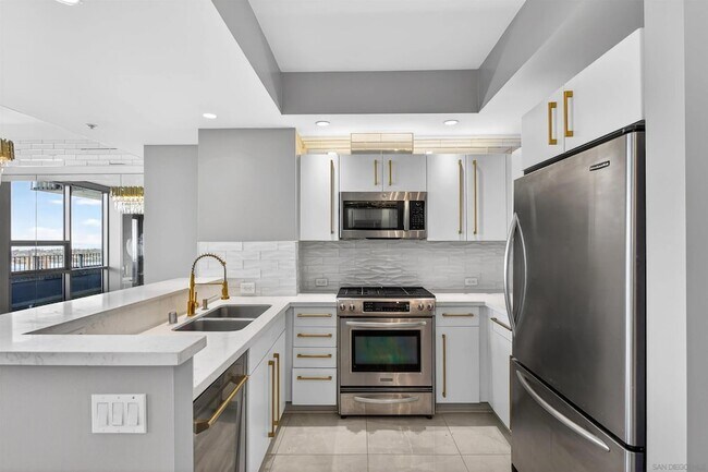 Foto del edificio - 321 Tenth Ave