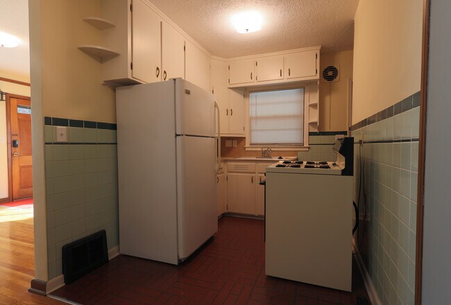 Cocina vintage genial - 2623 Terrace Rd