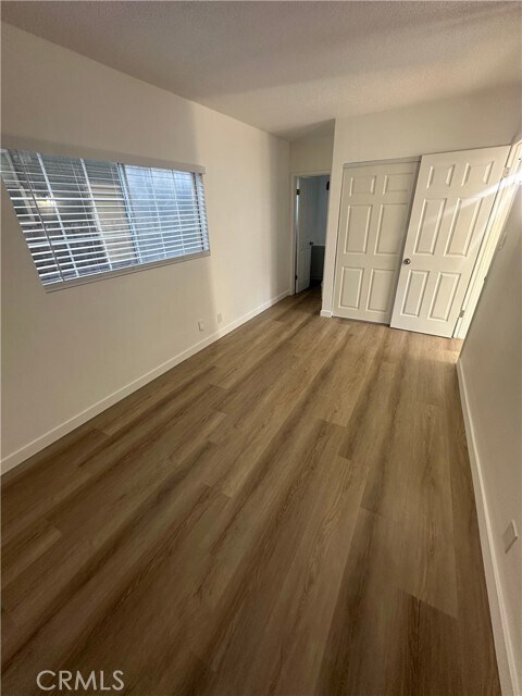 Foto del edificio - 224 N Olive St